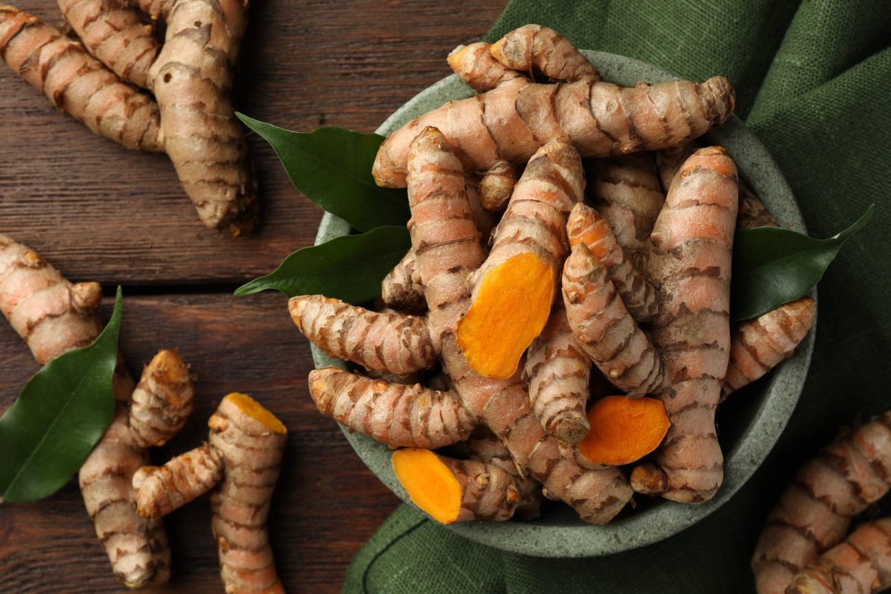 Haridra (Curcuma longa) in post-agnikarma inflammation control and tissue healing